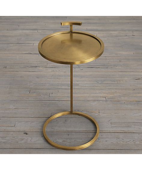 Interior Hotel, Console Design, Brass Side Table, Mid Century Modern Living, Mid Century Modern Living Room, Furniture Vanity, Furniture Side Tables, Design Del Prodotto, Modern Shop