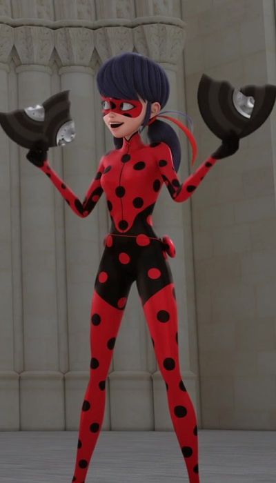 Ladybug Suit, Ladybug Photos, Ladybug Miraculous, Marinette And Adrien, Marinette Dupain Cheng, Floral Drawing, Ladybug Comics, Miraculous Ladybug Comic, Lady Bug