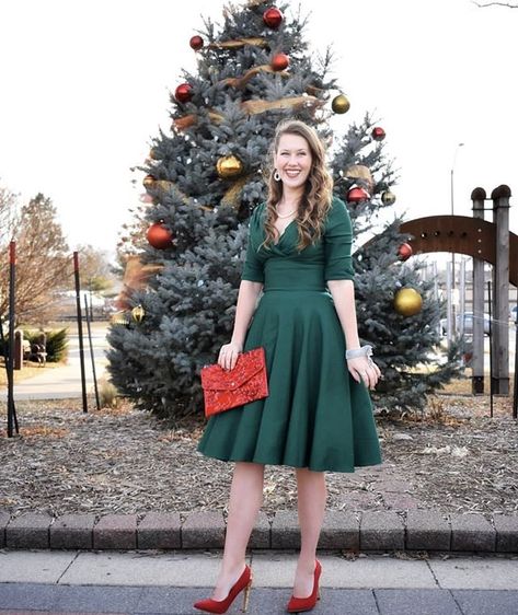 Vintage meets chic in this adorable ensemble by @onthe.bl !      #dress #dresses #holiday #green #christmas #wiw #ootd #ootdfashion #style #stylegram #stylista #fashion #fashionista #fashiongram #shopping #boutique #onlineshopping #houston #houstonfashion #houstonfashionblogger #pippaandpearl #pearlgirl Green Dress Christmas Outfit, Monochromatic Wardrobe, 2023 Ideas, Week Outfits, Uniform Ideas, Trendy Christmas Outfits, Red Christmas Dress, Vintage Wreath, Christmas Week