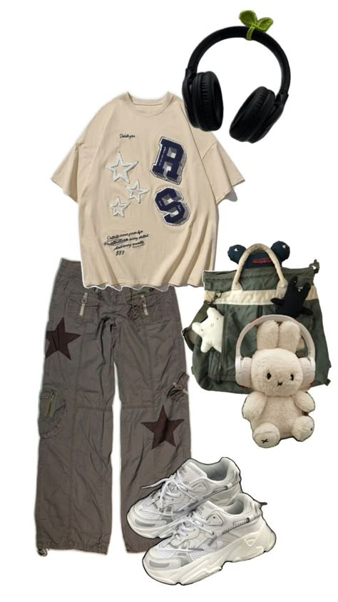 Streetcore Outfit, Grunge Outfits With Jorts, Aesthetic Clothes For Boys, Cottagecore Male Outfits, Juminocore Outfit, Silly Clothes, Outfits Hombre, Funky Outfits, Swaggy Outfits