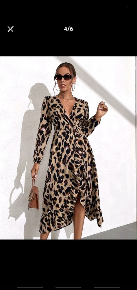 Italian Wrap, Leopard Print Wrap Dress, Fashion Courses, Linen Tunic Tops, Printed Wrap Dresses, Summer Maxi, Romantic Dinners, Glamour Fashion, Summer Parties