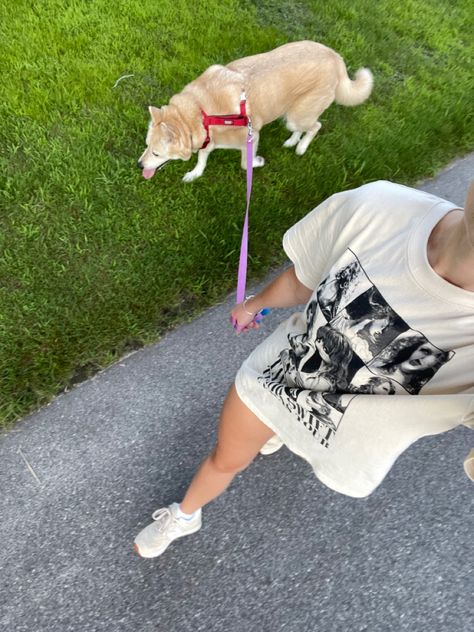 Taylor swift tshirt, walking, outdoors Summer Dog Walk Aesthetic, Dog Walking Outfit Spring, Dog Walker Outfit, Walking Dog Outfit, Walk Dogs Aesthetic, Summer Dog Walking Outfit, Walking Your Dog Aesthetic, Dog Walking Outfit Summer, Walk Dog Aesthetic