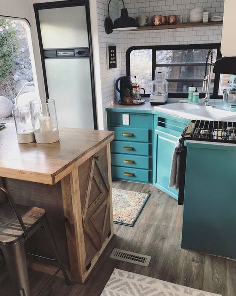 Tour this Eclectic Camper Sprinkled with Color | Mountain Modern Life Eclectic Camper, Camper Trailer Remodel, Trailer Interior, Small Campers, Campervan Interior, Camper Makeover, Camper Living, Vintage Campers, Rv Interior