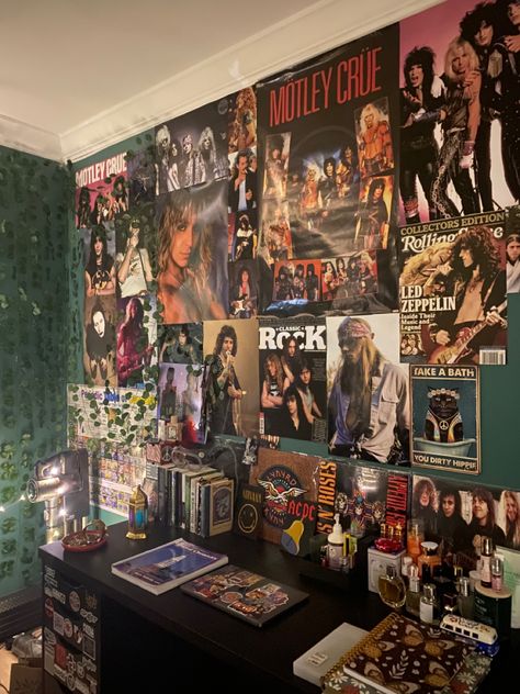 Rock Room Aesthetic, Patrick Verona, Rock Bedroom, Punk Room, Iconic Posters, Mod House, Grunge Bedroom, Rock Room, 80s Room