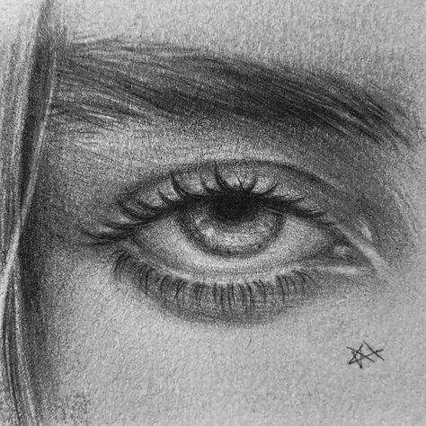 Pencil Art Love, Realistic Eye Drawing, Black Drawing, Eye Sketch, Sketches Of People, Art Sketches Pencil, Celebrity Drawings, Beauty Art Drawings, Arte Inspo