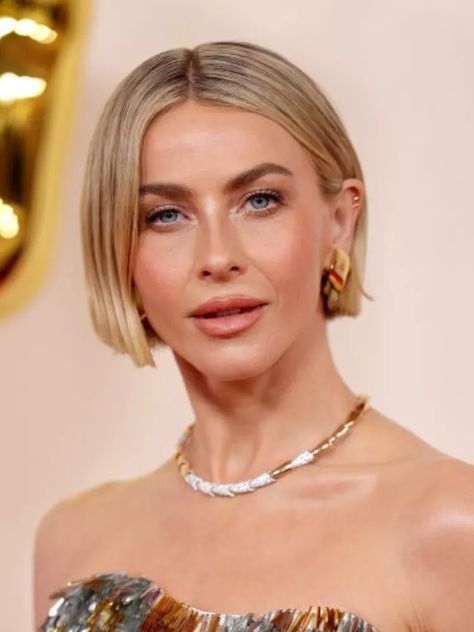 All the Best Beauty Moments From the 2024 Oscars Julianna Hough, Julianne Hough Hair, Old Hollywood Waves, Growing Out Hair, Oscars Red Carpet, Red Carpet Beauty, Hollywood Waves, Julianne Hough, Beauty Looks