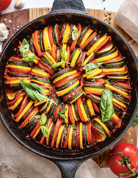 Summer Rainbow Ratatouille - House & Home Green Zucchini, Ratatouille Recipe, Resep Smoothie, Healthy Dinner Options, Food Network Canada, Summer Dishes, Taste The Rainbow, Iron Skillet, Healthy Summer