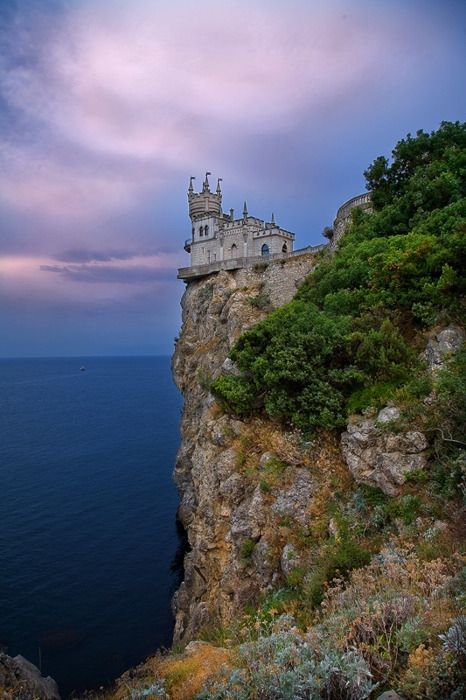 Swallow's Nest Castle in Ukraine Cliff Castle, European Castle, Purple Clouds, Old Castle, High Castle, Famous Castles, Deck Railing, Beautiful Castles, A Castle