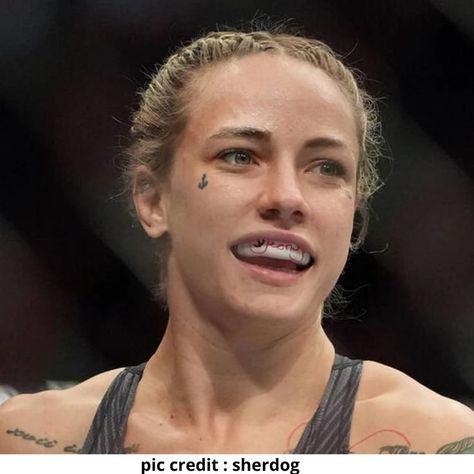 Jessica-Rose Clark claims Julija Stoliarenko continued to hold armbar after tap at UFC 276 The Syndicate, Jessica Rose, Under The Knife, T Mobile, Muay Thai, Ufc, Tap, Hold On, Breaking News