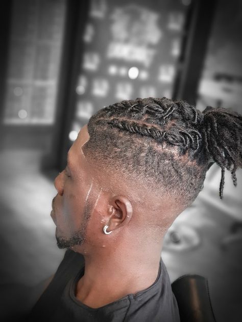 Mid high skin fade with hightop locs Locs And Fades Men, Highlighted Dreads Men, Hightop Dread Hairstyles For Men, High Top Locs, High Top Dreads Styles For Men, High Top Locs Men, Hightop Dreads Men, High Top Loc Styles For Men, Dread Braids Men