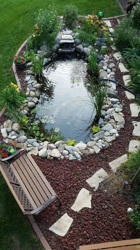 Small Garden Ponds Ideas, Small Pond Landscaping, Pond Garden Ideas, Outdoor Pond Ideas, Koi Pond Ideas, Small Pond Ideas, Bath Pond, Pond Inspiration, Backyard Wonderland