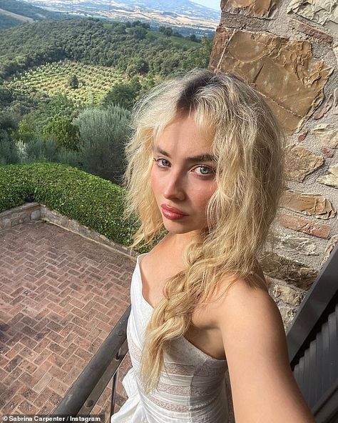 Sabrina Carpenter fans have slammed the price of her tickets for her Short n' Sweet 2025 t... Manifesting Lifestyle, Sabrina Carpenter Style, Celebrity Perfume, Red Swimsuit, Girl Meets World, Sendai, Celebrity Hairstyles, Celebrity Dresses, On Vacation