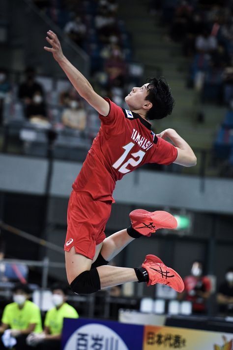 Ran Takahashi, Volleyball