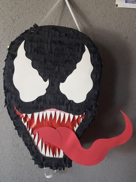 Venom Spiderman Birthday Party, Venom Valentine Box Ideas, Venom Bday Party Ideas, Venom Pinata, Spiderman Venom Birthday Party, Venom Party Decorations, Venom Party Ideas Kids, Venom Birthday Party Ideas, Venom Birthday Party