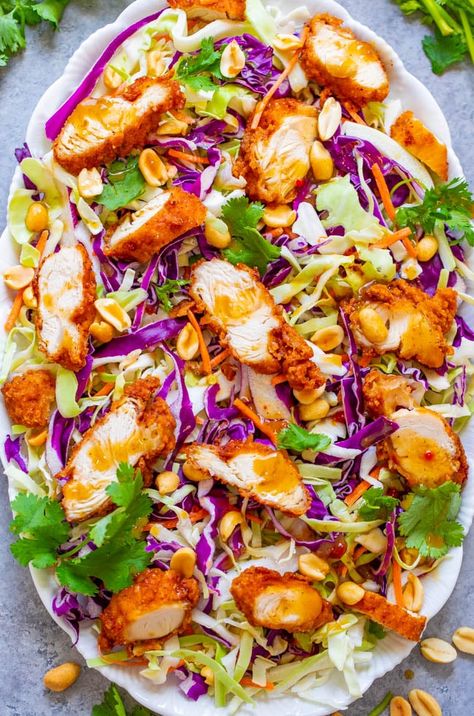 Crunchy Thai Peanut Salad with Chicken - Averie Cooks Peanut Chicken Salad, Easy Peanut Chicken, Thai Peanut Salad, Easy Peanut Sauce, Homemade Peanut Sauce, Peanut Salad, Thai Chicken Salad, Baked Chicken Nuggets, Recipes Salads