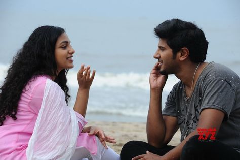 Ustad Hotel, Dulquer Salmaan, Nithya Menen, New Movie Posters, Live Songs, Romantic Photos Couples, Shadow Photography, Wedding Couple Poses Photography, 3 Movie