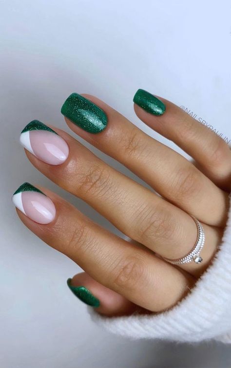 40+ Trendy Ways To Wear Green Nail Designs : Shimmery Green & French Tips Pretty Fingernails, Random Decor, Green Nail Designs, Heart Nail, Nagel Tips, Christmas Gel Nails, Her Nails, Casual Nails, Cute Gel Nails