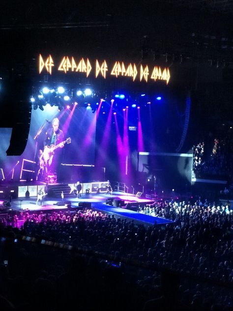 Def Leppard concert, Rod Laver Arena, Melbourne 8-11-2018 Def Leppard Concert, Rod Laver Arena, Rod Laver, Lindsey Stirling, Stevie Ray Vaughan, Stevie Ray, David Gilmour, Debbie Harry, Jimmy Page