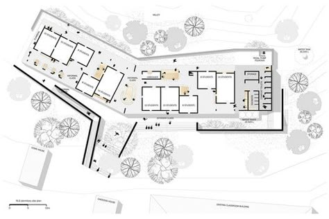 School Dormitory for 100 Students / ASA Studio | ArchDaily Toilet Sketch, Architecture Floor Plan, School Dormitory, Church Design Architecture, Studio Floor Plans, Museum Plan, Student Plan, Schematic Design, Community Centre