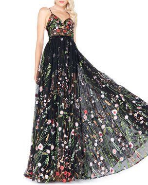 Bustier Gown, Veronica Lake, Embroidered Wedding Dress, Birthday Fashion, Lake Photos, Black Floral Dress, Mac Duggal Dresses, Pageant Gowns, Embroidered Wedding