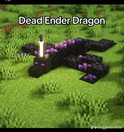 Minecraft Excalibur, Enderman Themed House Minecraft, Minecraft Building Ideas Axolotl, Enderman Minecraft Build, Enderman Statue Minecraft, Ender Dragon Carpet Minecraft, Minecraft Ender Dragon Build, Minecraft End Builds Ideas, Minecraft Scary Ideas