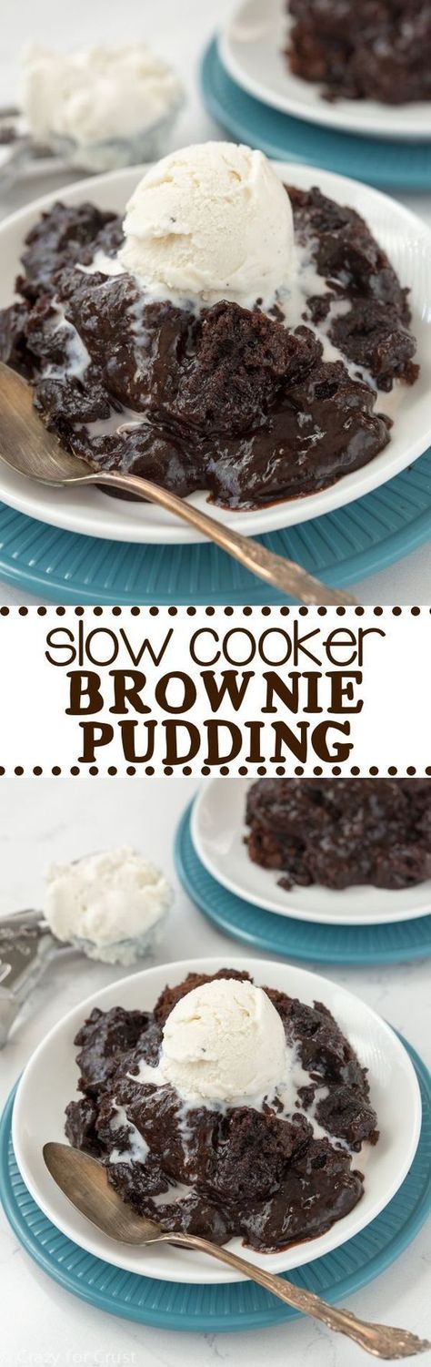 Slow Cooker Brownie Pudding - this easy recipe is so gooey and chocolatey! It's just like a crockpot lava cake but made with brownies! Crockpot Lava Cake, Slow Cooker Brownies, Brownie Pudding, Weight Watcher Desserts, Crock Pot Desserts, Torte Cupcake, Slow Cooker Desserts, Brownie Desserts, Low Carb Dessert