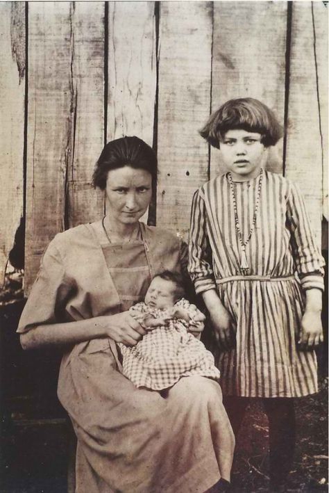 Appalachian woman and her children 1920's. On Tumblr, History, Tumblr