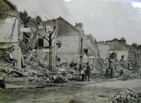 https://flic.kr/p/8Fg9qy | Moundfield Road - Stamford Hill | Damage to houses with workmen on site following a V1 attack on the 19 July 1944. There is a now a low rise block of council flats where the destroyed houses once stood Council Flat, Stamford Hill, Historical London, Hackney London, London History, Low Rise, Road, History