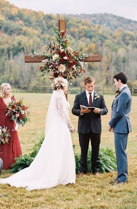 Wedding Ceremony Backdrop Ideas, Ceremony Backdrop Ideas, Pretty Place Chapel, Unique Wedding Ceremony, Traditional Wedding Ceremony, Fall Wedding Arches, Wedding Alters, Wedding Decors, Temecula Wedding