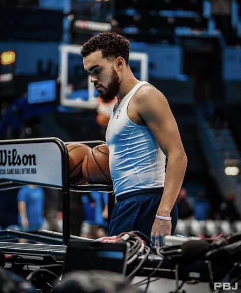 Tyus Jones, Jordan Poole, Nba Pictures, Nba, Jordan, Best Friends