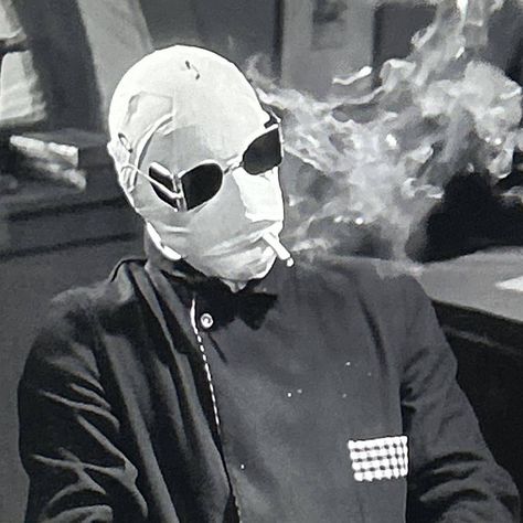 Crazy Pfp, The Invisible Man 1933, Dangerous Men, Monster Museum, The Invisible Man, Septième Art, Dark Men, Crazy Man, Invisible Man