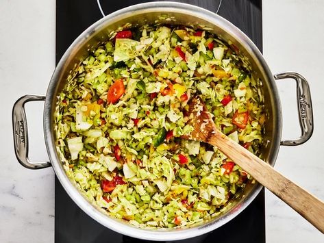 Chow-Chow Recipe Cabbage Chow Chow Recipe, Chow Chow Relish, Chow Chow Recipe, Hot Water Bath Canning, Chow Recipe, Small Cabbage, Relish Recipes, Summer Produce, Vegetarian Cabbage