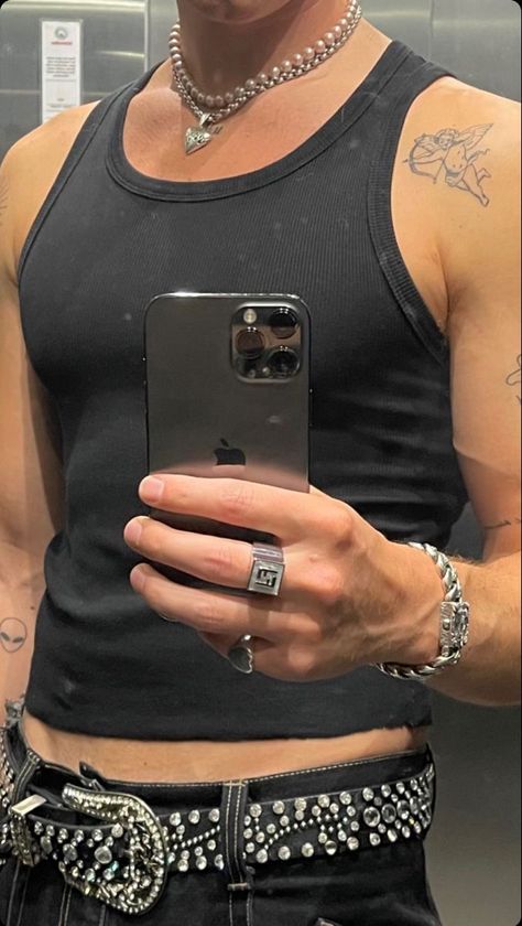 Street Wear Jewelry Men, Black Wife Beater Outfit Men, Tour Outfits Men, Wife Beater Outfit Men, Aesthetics Art, Trendy Boy Outfits, Mens Trendy Outfits, Mens Outfit Inspiration, Summer Fits