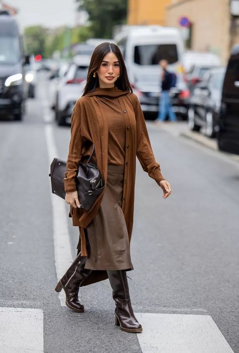 10 Ways to Style Chocolate Brown, Fall's Top Color Trend Chocolate Outfit, 13 Outfits, Cardigan Fall Outfit, Outfits To Try, Lady Godiva, Fall Cardigan, Color Chocolate, Brown Outfit, Celebrity Moms