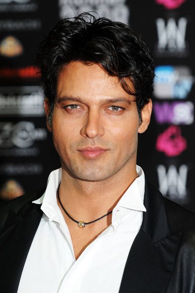 Gabriel Garko Gabriel Garko, Halloween Kills, Raoul Bova, World Music Awards, Handsome Male Models, Charlotte Gainsbourg, New Actors, Professional Men, Elegant Man