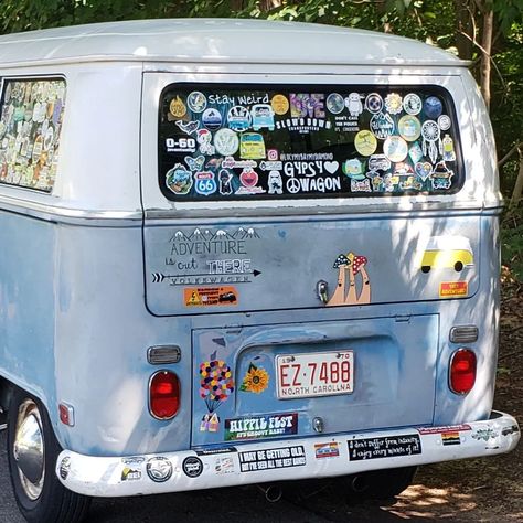 Hippie Car, Car Deco, Bus Life, Van Car, Hippie Van, Van Home, Camping Adventure, Instagram Time, Vintage Vw