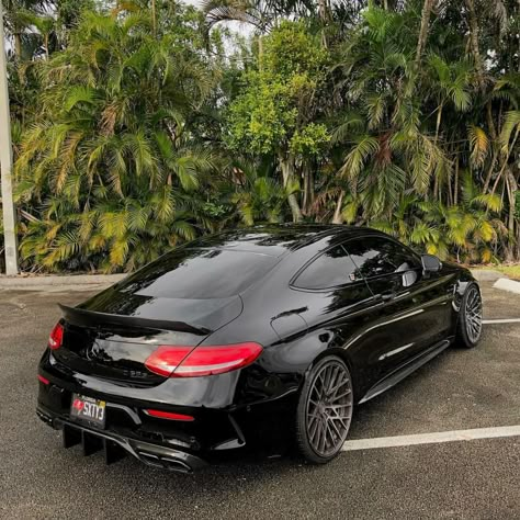 Mercedes C Class Coupe, Amg C63s, Europe Car, C 63 Amg, Amg Mercedes, Dream Cars Mercedes, Top Luxury Cars, Lux Cars, 2 Friends