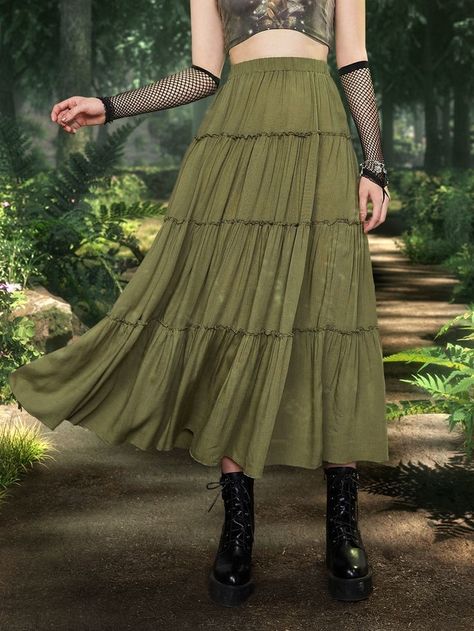 Boho Maxi Skirt Outfit, Army Green Outfit, Green Skirt Outfits, Long Green Skirt, Green Maxi Skirt, Spring Skirt, Women Bottoms, Earthy Outfits, Estilo Hippie