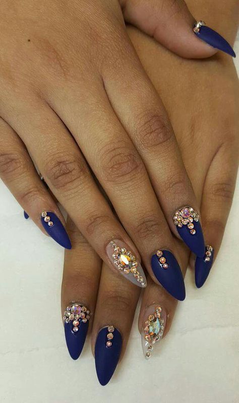 Zulema Reyes NAILS!!!! I am a huge fan! Arabian Nails Design, Arabian Nails, Amazing Nails, Glam Nails, Birthday Nails, Arabian Nights, Bling Nails, Ely, Nails On Fleek