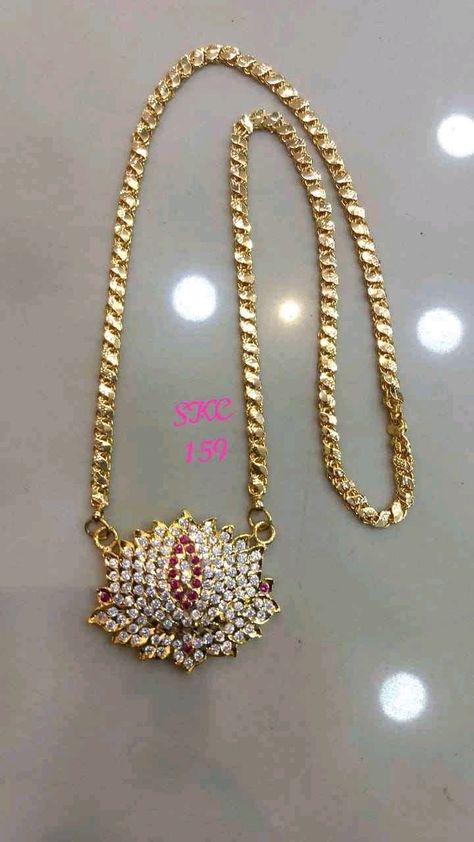 Lotus Dollar Gold Chain, Gold Dollar Chain Designs, Long Chain With Dollar Gold, Stone Dollar Chain Gold Indian, Gold Chain With Pendant Indian, Dollar Chain Gold Indian, Tali Chain Designs Gold, Panchaloha Jewellery, Dollar Chain