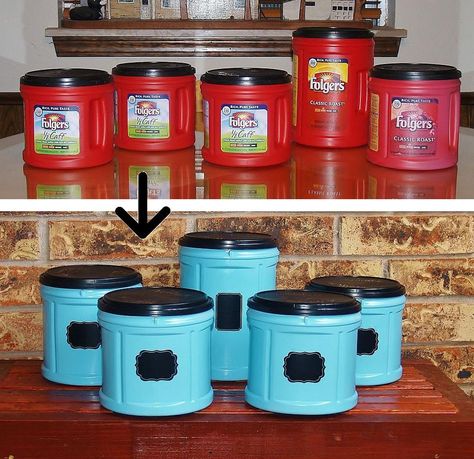 Fabulous Folger's Coffee Plastic Container Upcycle - Love for flour, sugar, etc. storage! Folgers Coffee, Painting Plastic, Camping Ideas, Upcycled Crafts, House Kitchen, Diy Kit, Diy Projects To Try, Canisters, Kitchen Storage