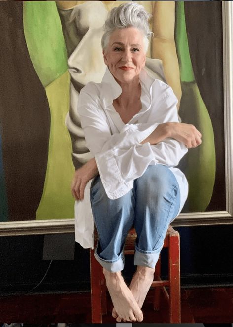 deborah darling in jeans and mens shirt Ageless Style Over 60, Cindy Hattersley, Jeans Flared, Advanced Style, Ageless Style, 60 Fashion, Ageless Beauty, Look Older, Silver Lights