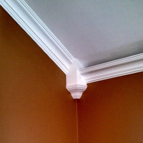 Crown Molding Transition - Carpentry - DIY Chatroom Home Improvement Forum Crown Molding Transition, Crown Molding Vaulted Ceiling, Easy Crown Molding, Ceiling Trim, Crown Moldings, Slanted Ceiling, Table Office, Crown Moulding, Trim Work