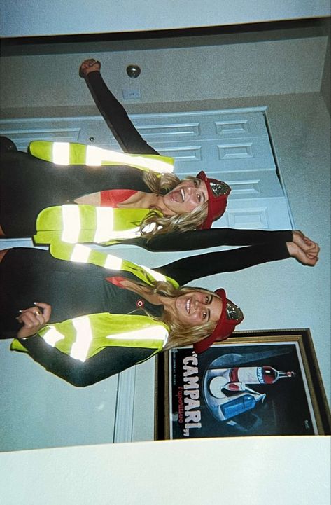 Scarecrows Halloween Costume, Best Friend Customes Ideas, Preppy Firefighter Costume, Halloween Custome Ideas For Best Friends, Cop Duo Costume, Duo Halloween Costumes Fire Fighters, Cute Halloween Costumes With Friends, First Responders Halloween Costumes, Halloween Cute Costumes Women