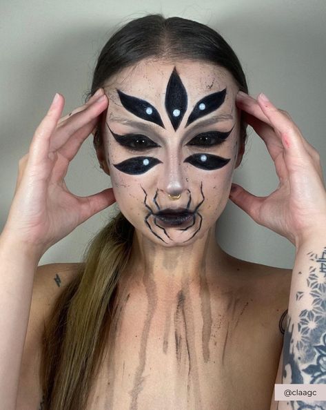 Halloween Makeup Ideas Pretty, Cute Halloween Makeup Ideas, Halloween Makeup Vampire, Dark Fairy Makeup, Makeup Looks Creative, Diy Halloween Dress, Creepy Halloween Decorations Diy, Makeup Vampire, Makeup Witch