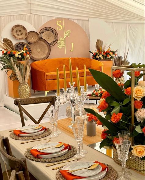 Ghanaian Wedding Decorations, Membeso Decor, Traditional African Wedding Decor, Umembeso Decoration Traditional Weddings, Sesotho Traditional Wedding Decor, African Bridal Shower Ideas, African Engagement Decoration, Roora Decor Ideas, Lobola Celebration