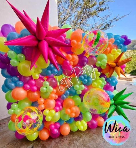 Neon Sign Party Decor, Neon Balloons Decorations, Neon Balloon Column, Neon Balloon Wall, Neon Party Balloons, Neon 40th Birthday Party, Neon Balloon Decorations, Charity Event Decor, Decoracion Fiesta Neon Party Ideas