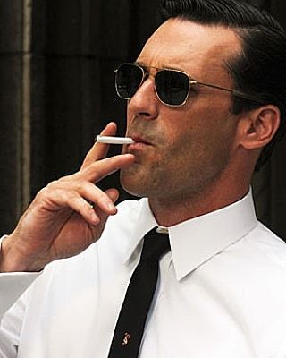 #men #fashionmen #menfashion #fashion John Hamm, Celebrity Sunglasses, Mad Men Fashion, Don Draper, Throwing Shade, Jon Hamm, Wearing Sunglasses, Pilot Sunglasses, Christian Grey