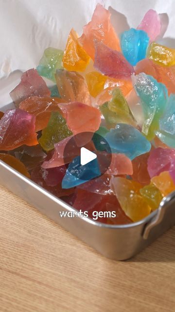 KittenGabby_Cook on Instagram: "3-ingredient edible gems💎💎
 
💖To make
*agar strips/agar powder (no need to soak in water if using agar powder) 8g
*water 300g
*sugar 500g
*food coloring
🌞Put the jelly chunks in the sun for natural drying 5-7 days until they form brittle shells and become candies!

#candy #sweets #gummies #recipe #japanesefood #easy #crystal #yummyfood #homemade #homecooking" Edible Gems, Jelly Candy Recipe, Easy Candy Recipes, Gummies Recipe, 3 Ingredient, Candy Recipes, 3 Ingredients, Food Coloring, In Water