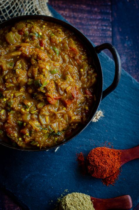 Baingan Bartha- Smoky Mashed Eggplant - Tomato Blues Mashed Eggplant Recipes, Indian Eggplant Curry, Mashed Eggplant, Indian Eggplant Recipes, Baingan Bharta Recipe, Indian Eggplant, Bharta Recipe, Baingan Bharta, Aubergine Recipe